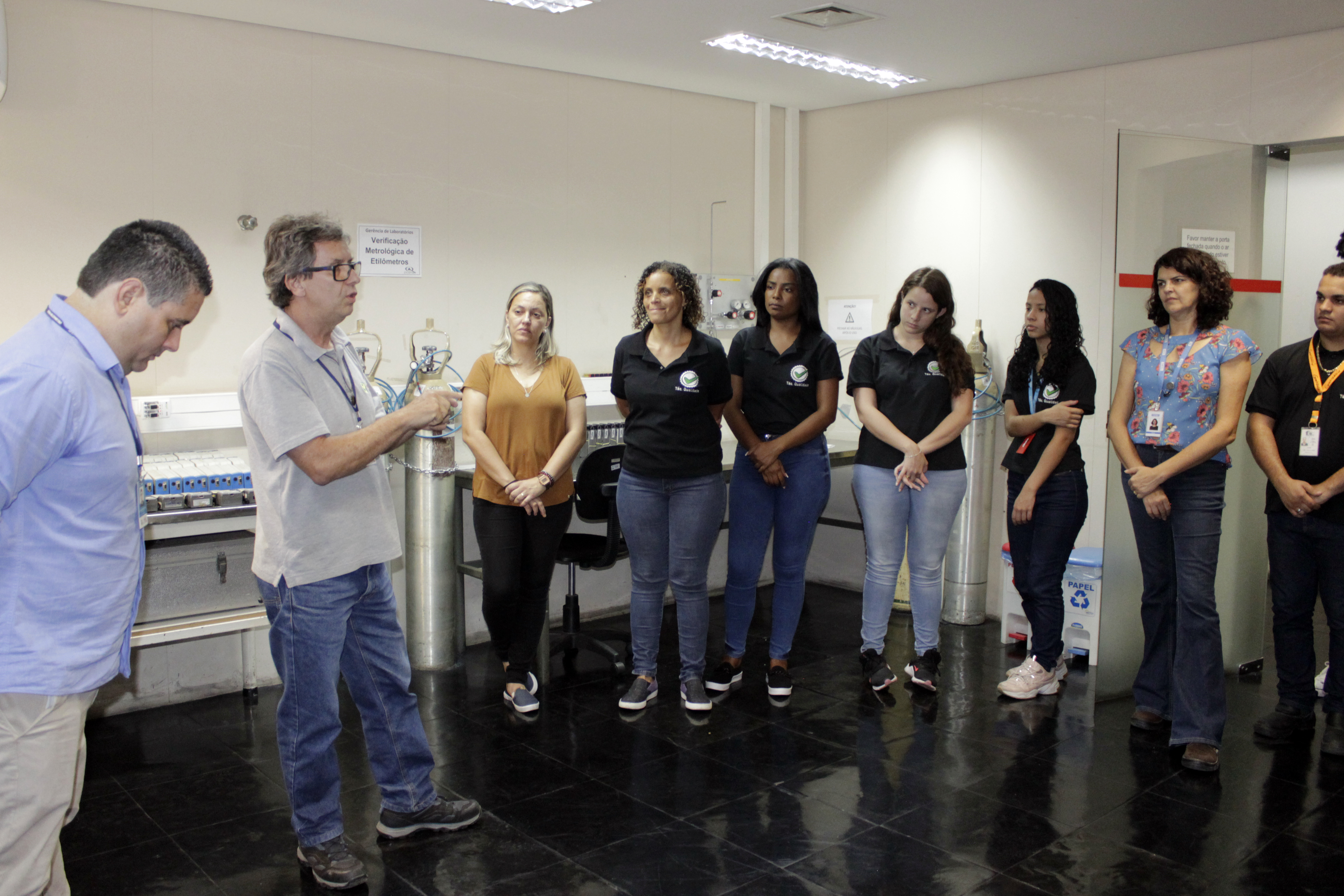 Alunos do Senai conhecem laboratórios do Ipem-MG. Foto: Divulgação / Ipem-MG